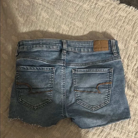 American Eagle Blue Ripped Jean Shorts - Picture 4 of 5